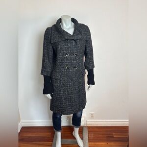 BENETTON Stile - Vintage Wool-blend Jacket with 3/4 sleeves and long knit cuff.
